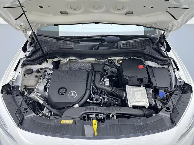 Mercedes-Benz Mercedes-Benz GLA GLA 200