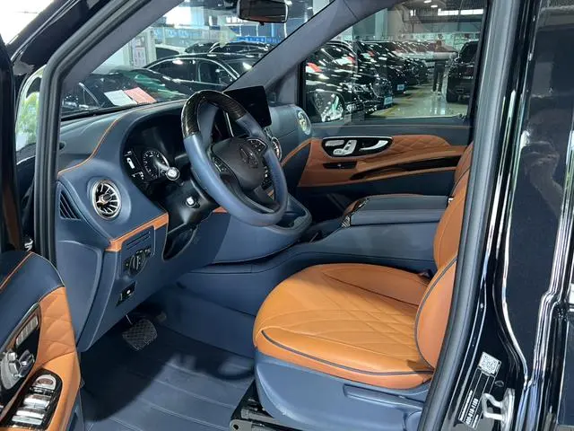 Mercedes-Benz Vito 2.0T Elite Edition 7 Seats