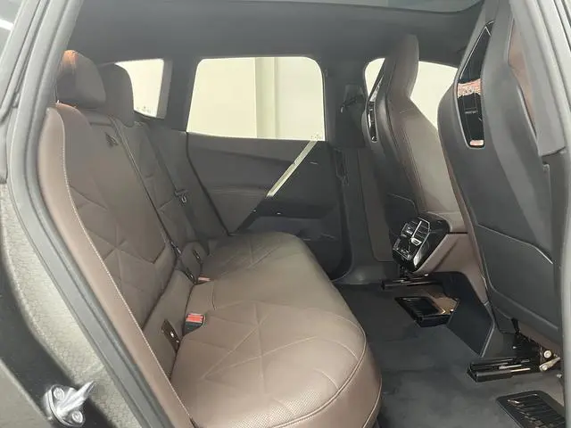 BMW BMW iX xDrive40