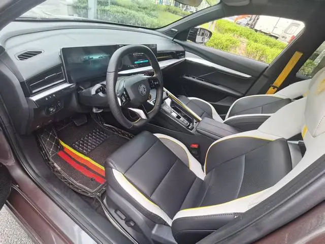 MG MG5 Scorpio 1.5T Trophy Sports Ultimate Edition