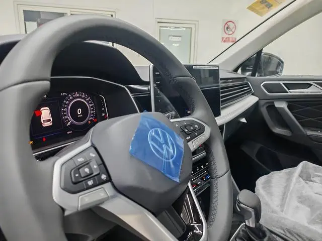 Volkswagen Tiguan L PHEV 430PHEV plug-in hybrid Premium Edition