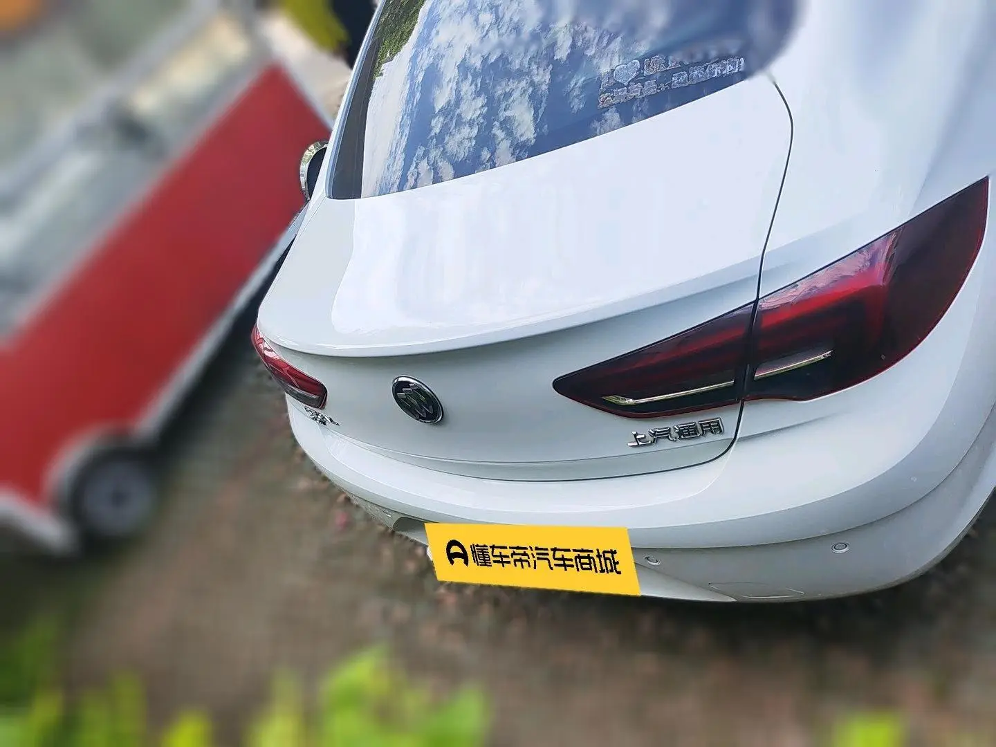 Buick Regal 20T Elite Country VI