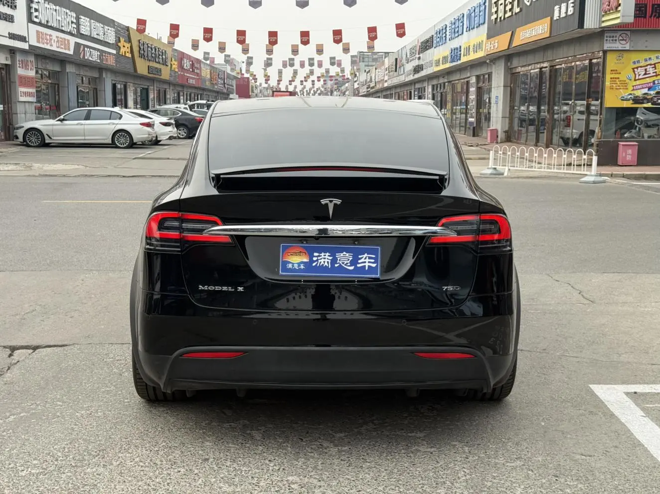 Tesla Model X 75D