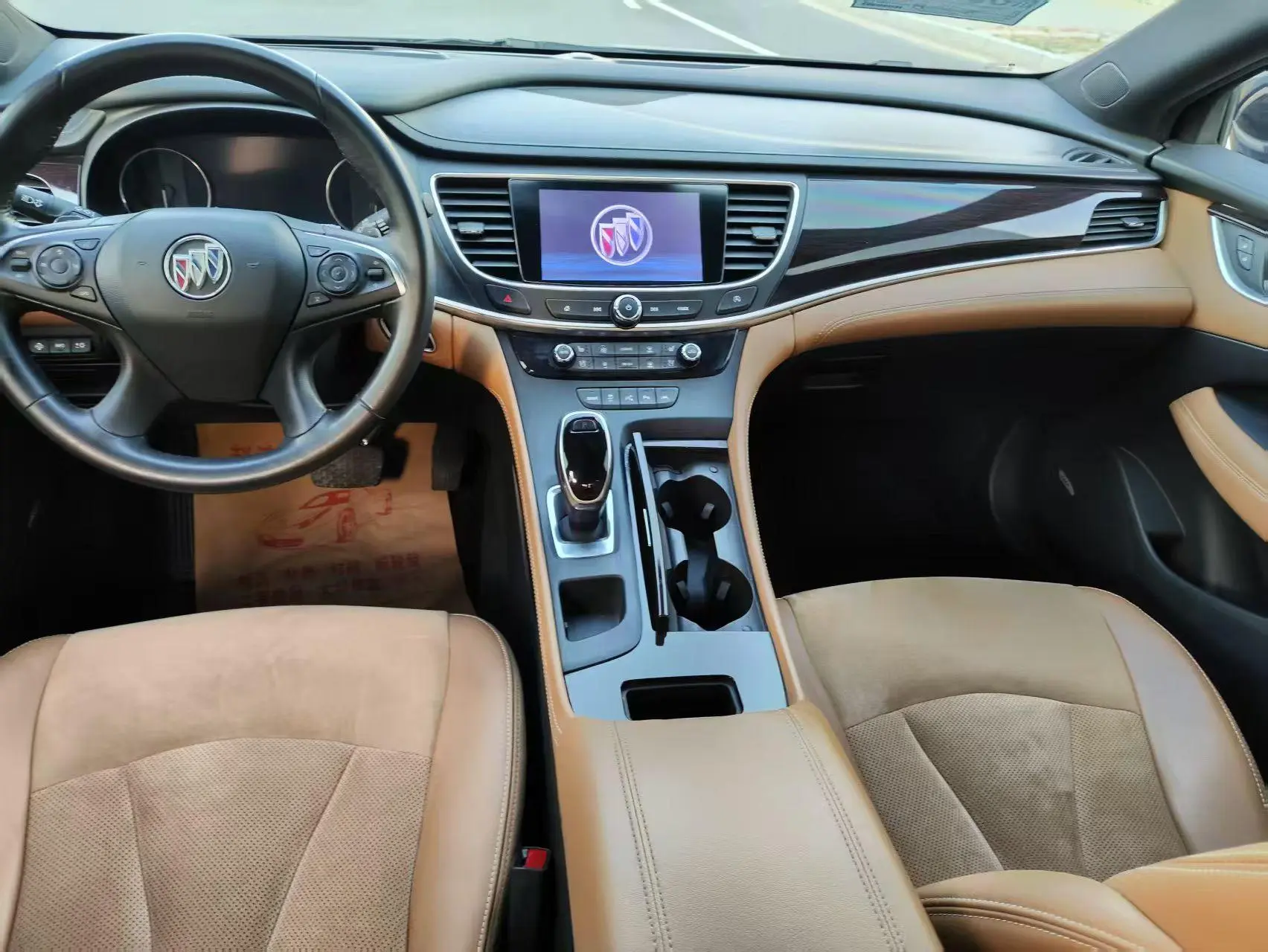 Buick Lacrosse 652T Premium type