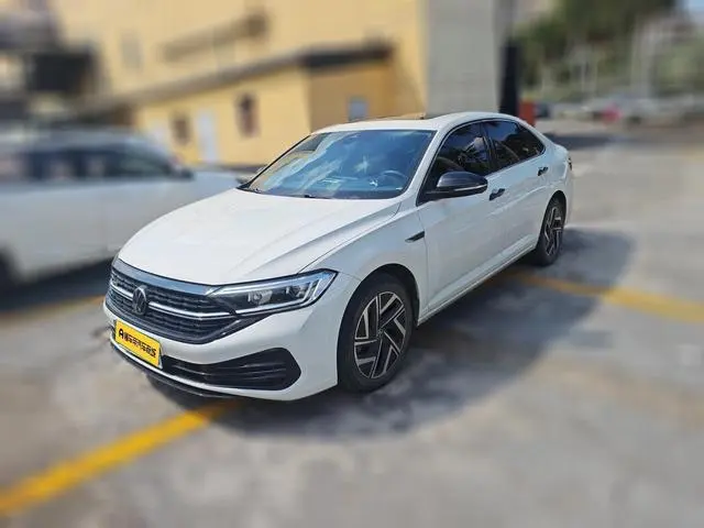 Volkswagen Sagitar 300TSI DSG Beyond Edition
