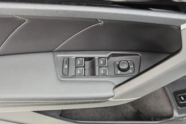 Volkswagen Tanyue 380TSI Luxury Zhilian Edition Pro Four-wheel drive
