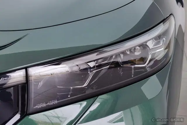 VOYAH Lan Tu FREE Ultra-long battery life smart driving version