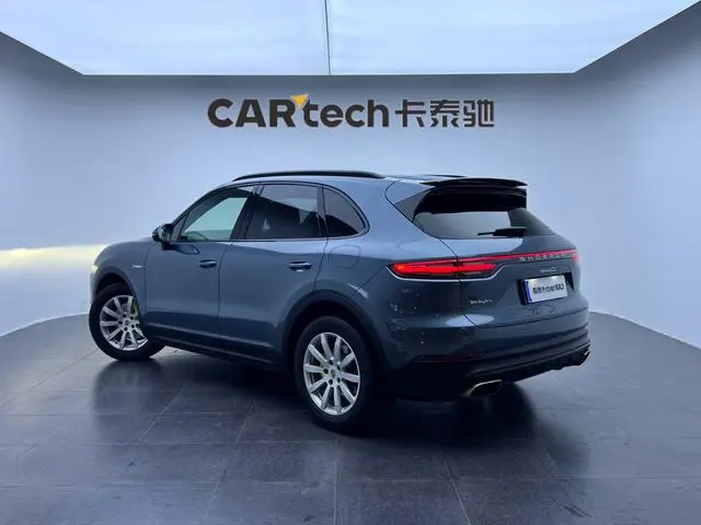 Porsche Cayenne E-Hybrid Cayenne E-Hybrid 2.0T