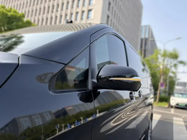 Mercedes-Benz Mercedes-Benz V-class V 260 Pilot Edition