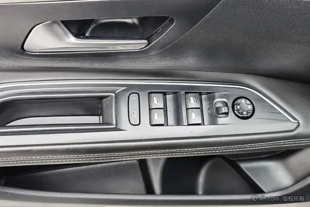 Peugeot Peugeot 5008 380THP 7-seater Deluxe Edition