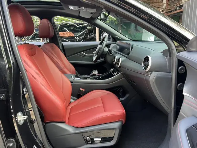 Dongfeng Fengxing Popular T5 EVO Heatwave 1.5 TD DCT Xingyao Edition