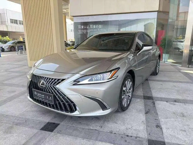 Lexus Lexus ES 200 Excellent Edition