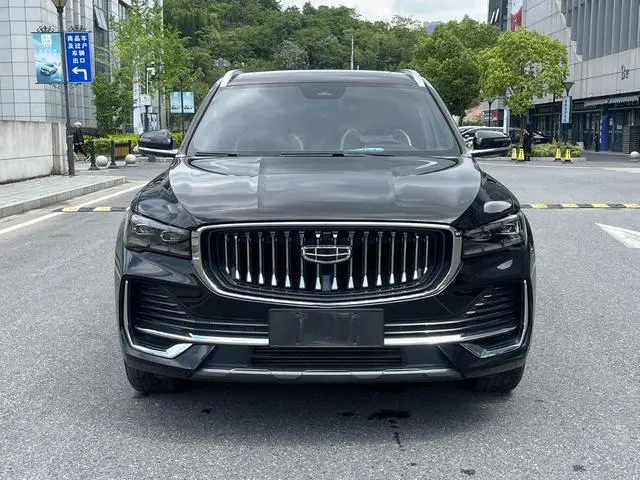 Geely Xingyue L 2.0TD high-power automatic four-wheel drive flagship type