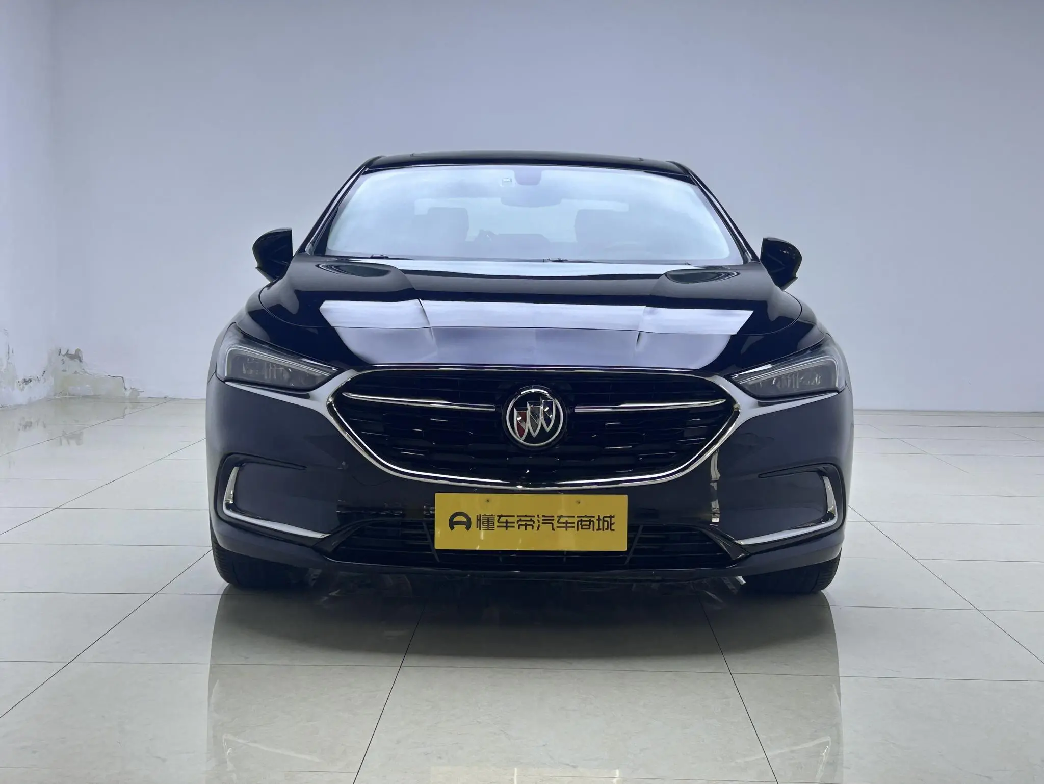 Buick Lacrosse 652T luxury