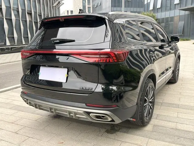 Chery Fulwin Tiggo 8 PRO Champion Edition 290T two-wheel drive Peak Edition 5 seats