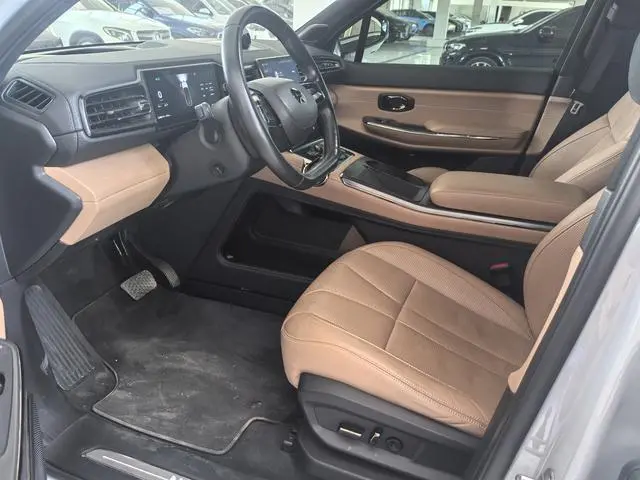 NIO NIO ES8 580KM base version six seats