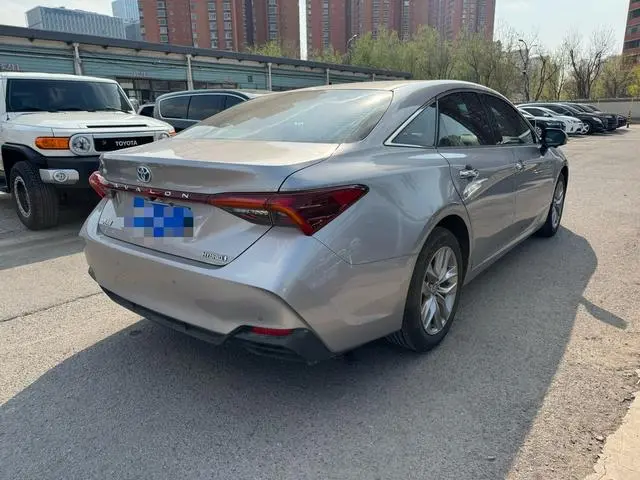 TOYOTA Asian dragon Dual engine 2.5L Deluxe Edition Country VI