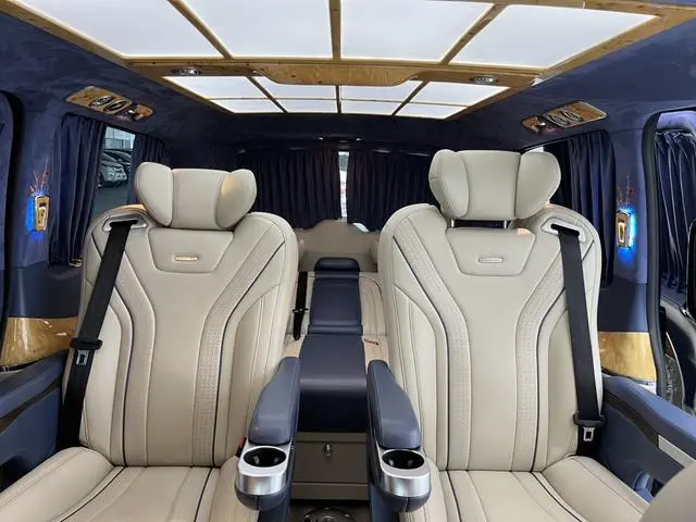Mercedes-Benz Vito 2.0T Business Edition 7 Seats