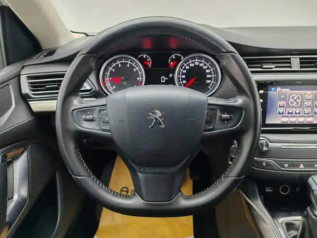 Peugeot Peugeot 408 1.6T Automatic Deluxe Edition