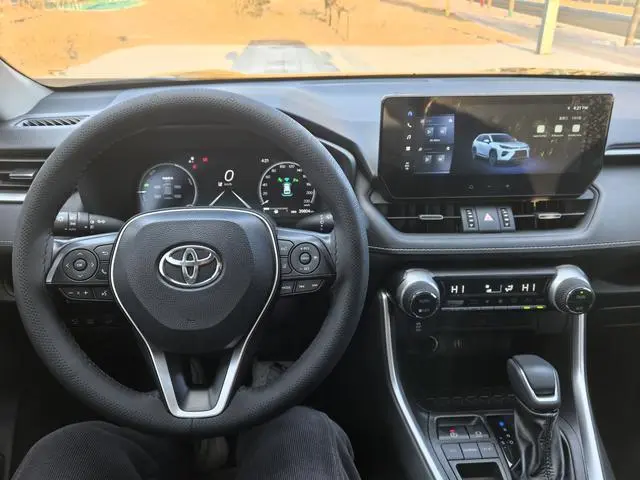 TOYOTA Wilanda Dual engine 2.5L two-wheel drive urban version