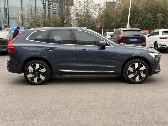 Volvo Volvo XC60 PHEV T8 four-wheel drive long battery life Zhiya Deluxe Edition