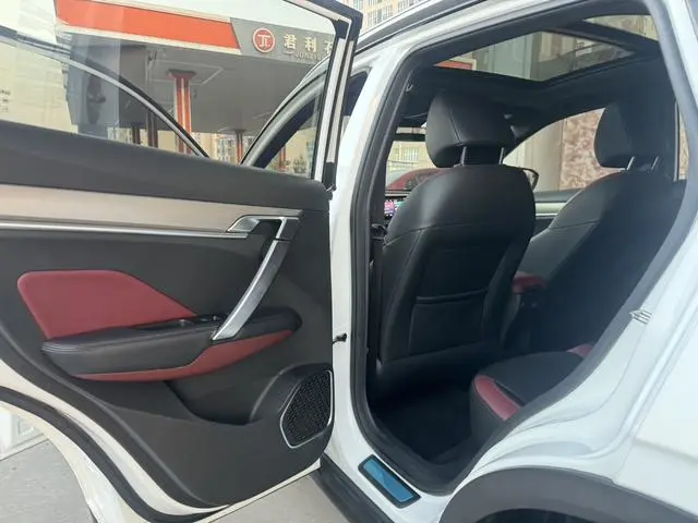 Geely Binyue PRO 260T DCT Battle