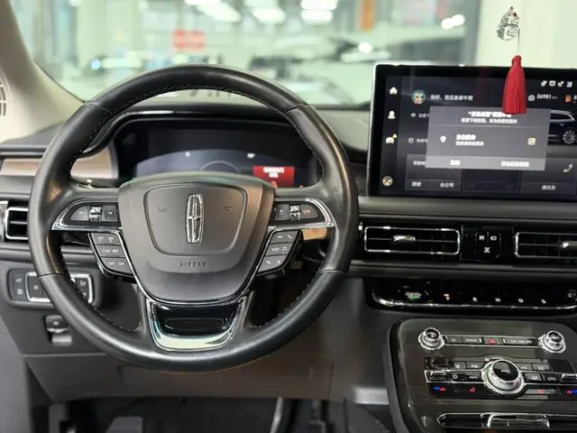 Lincoln Navigator 2.0T four-wheel drive Exclusive Edition