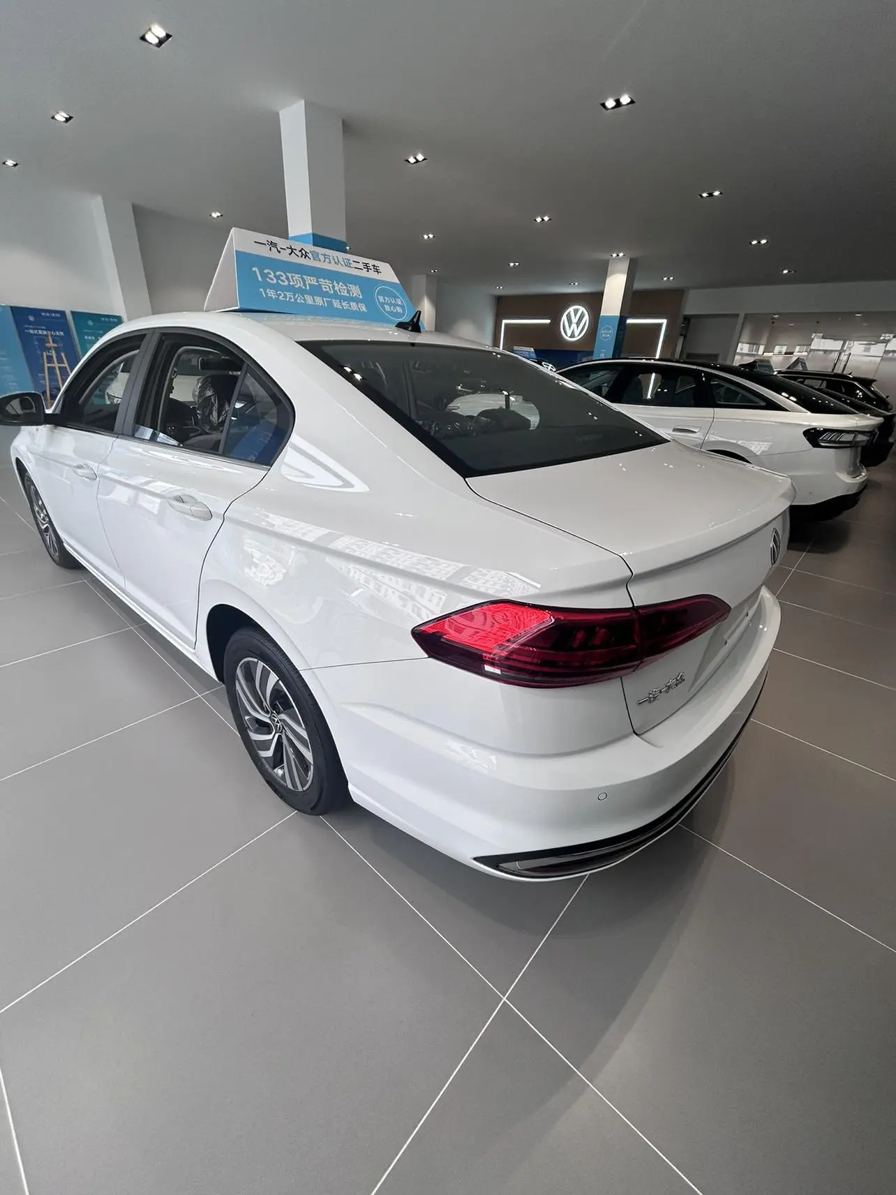 Volkswagen Bora 200TSI DSG Yuexing Navigation Edition