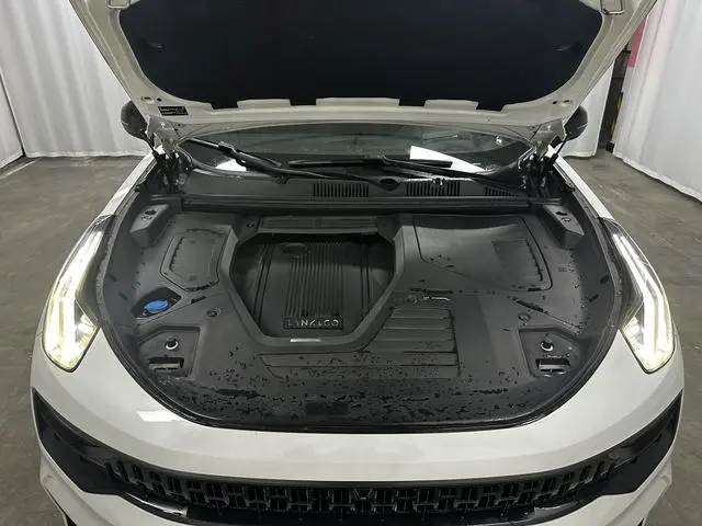 LYNK & CO Lynk &Co. 05 EM-P PHEV 1.5TD HALO