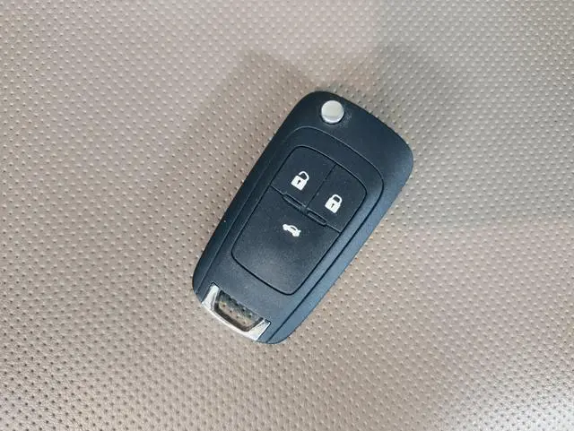 Chevrolet Cruze 320 automatic Enjoy Skylight version