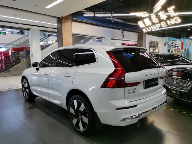 Volvo Volvo XC60 PHEV T8 four-wheel drive long battery life Zhiyuan Deluxe Edition