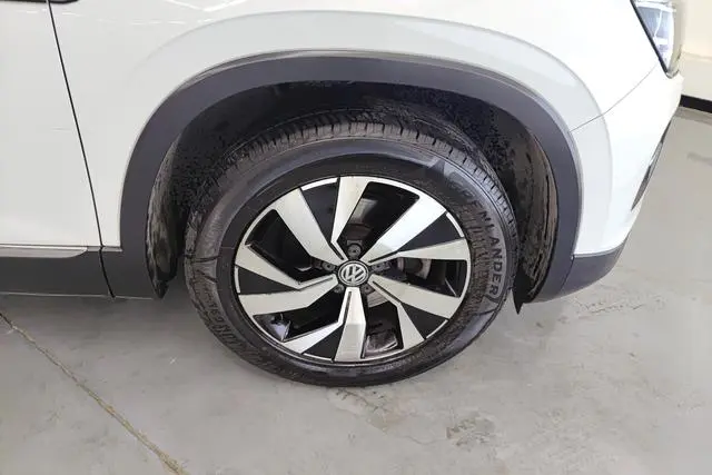 Volkswagen Tanyue 330TSI two-wheel drive luxury country V