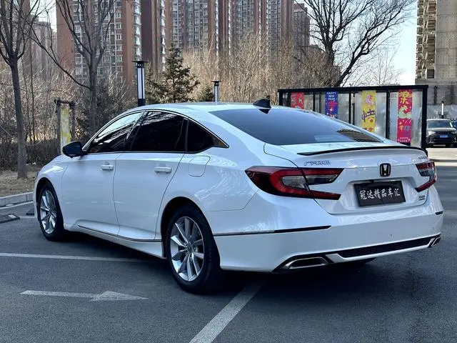 Honda Accord 260TURBO Deluxe Edition