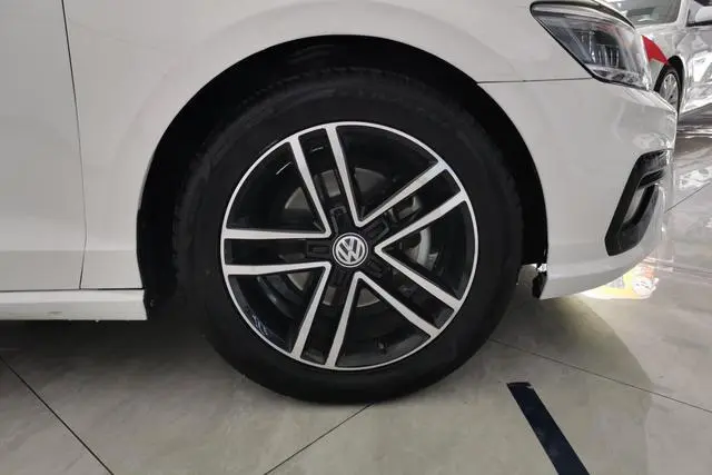 Volkswagen Lingdu 280TSI DSG Comfort Edition