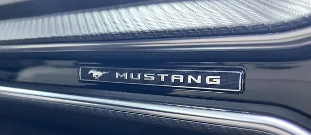Ford Mustang 2.3T EcoBoost Convertible Sports Edition