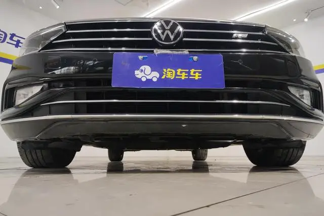Volkswagen Magotan 330TSI DSG leading type