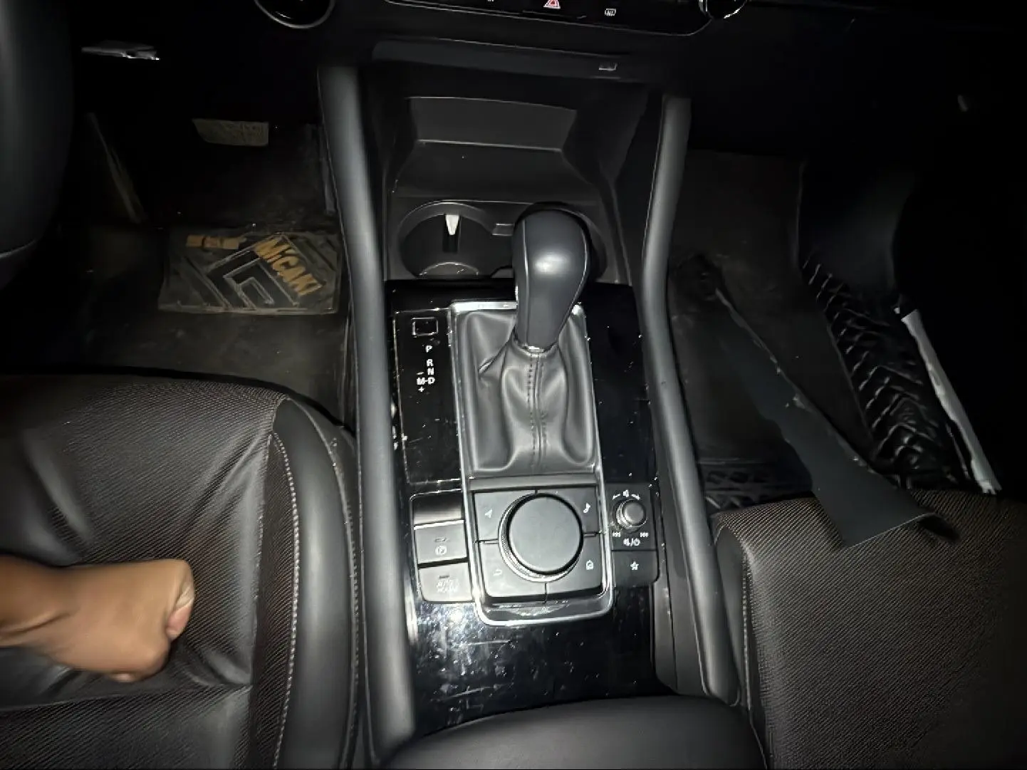 Mazda Mazda 3 Angkesaila 2.0L automatic quality elegant version