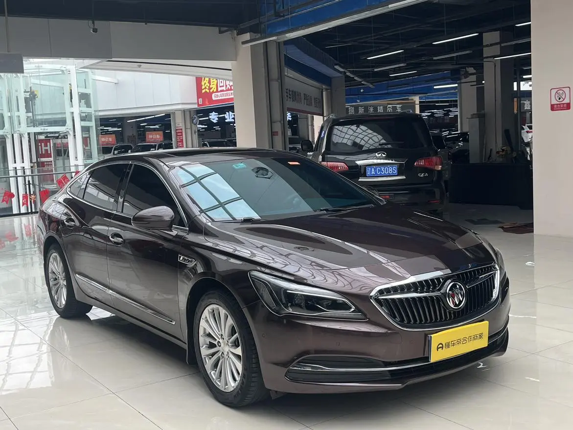 Buick Lacrosse 28T Elite type