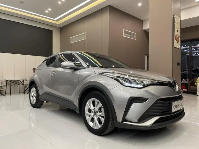 TOYOTA IZOA 2.0L Yixiang Edition