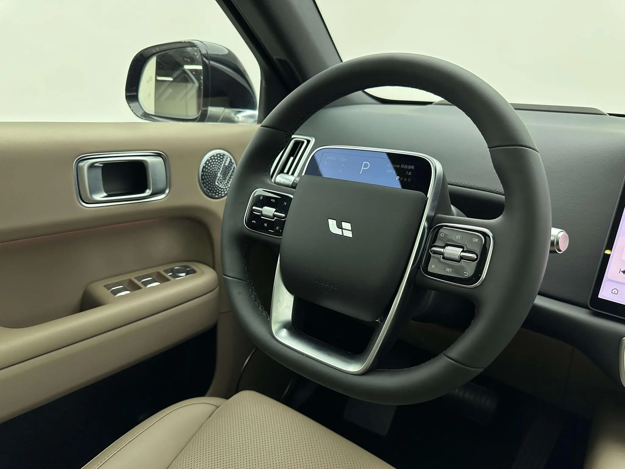 Li Auto Ideal L6 Max Smart new version