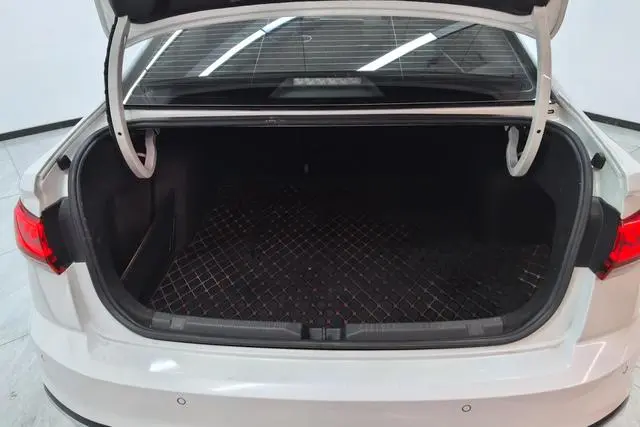 Volkswagen Bora 200TSI DSG Yuexing Edition