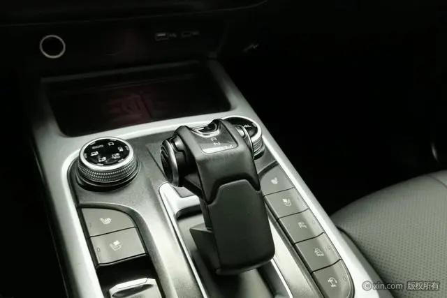 Tank Tank 300 City version 2.0T is very stylish