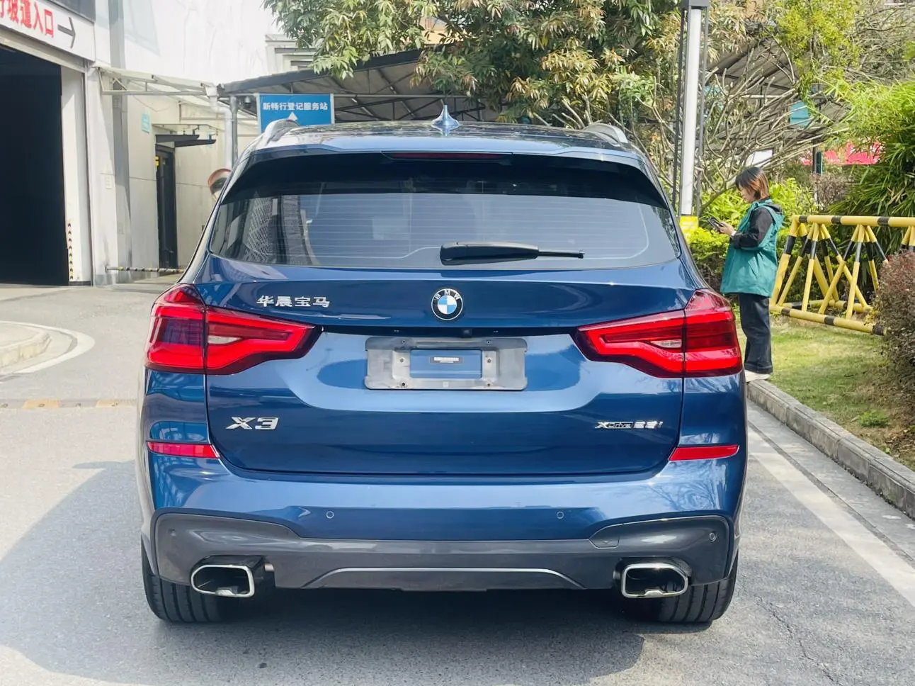 BMW BMW X3 xDrive25i M sports suit