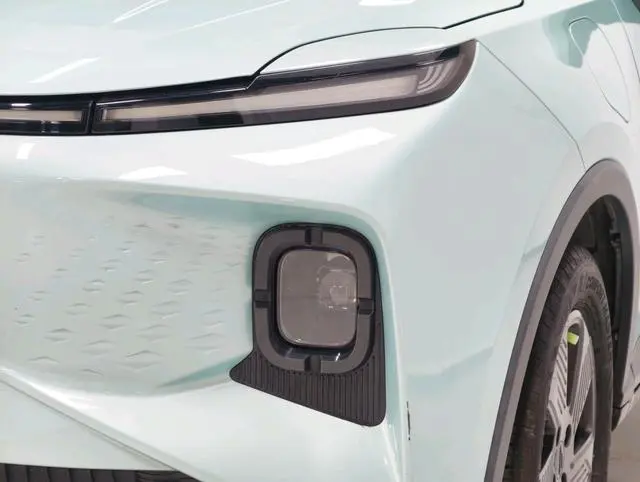 Geometry Geely Geometry E Firefly 401KM Thunderbolt Tiger