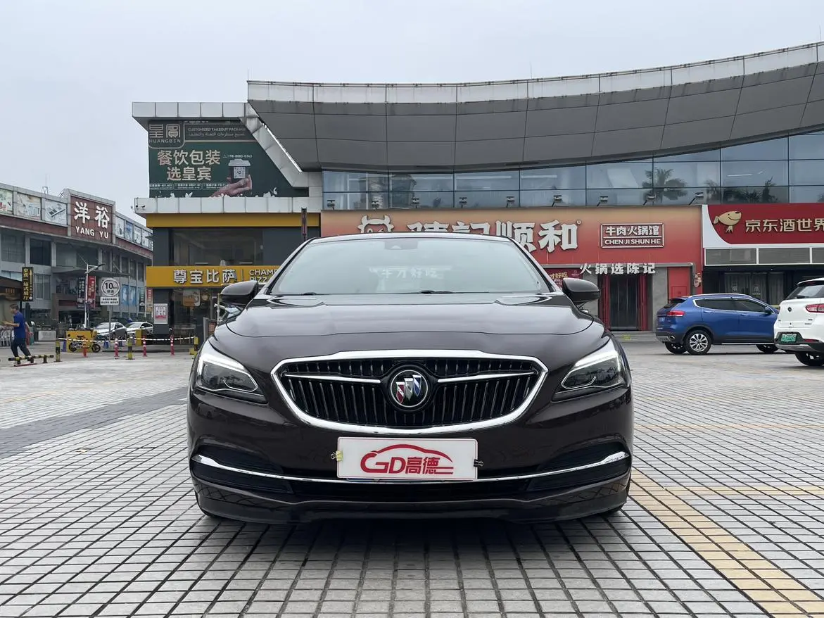 Buick Lacrosse 28T luxury