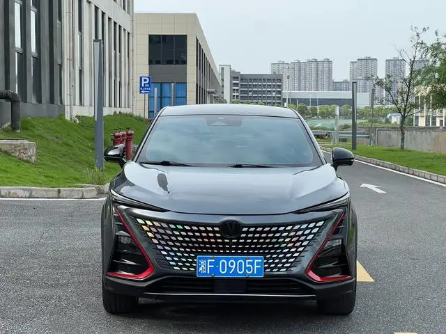 Changan Changan UNI-T 1.5T flagship type