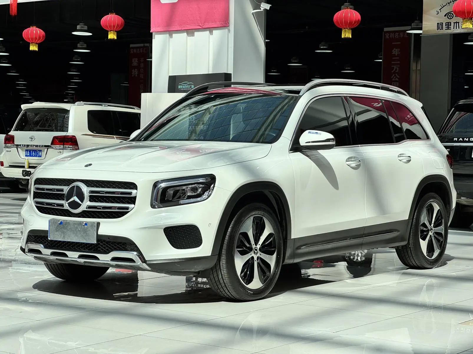 Mercedes-Benz Mercedes-Benz GLB GLB 220 fashion type