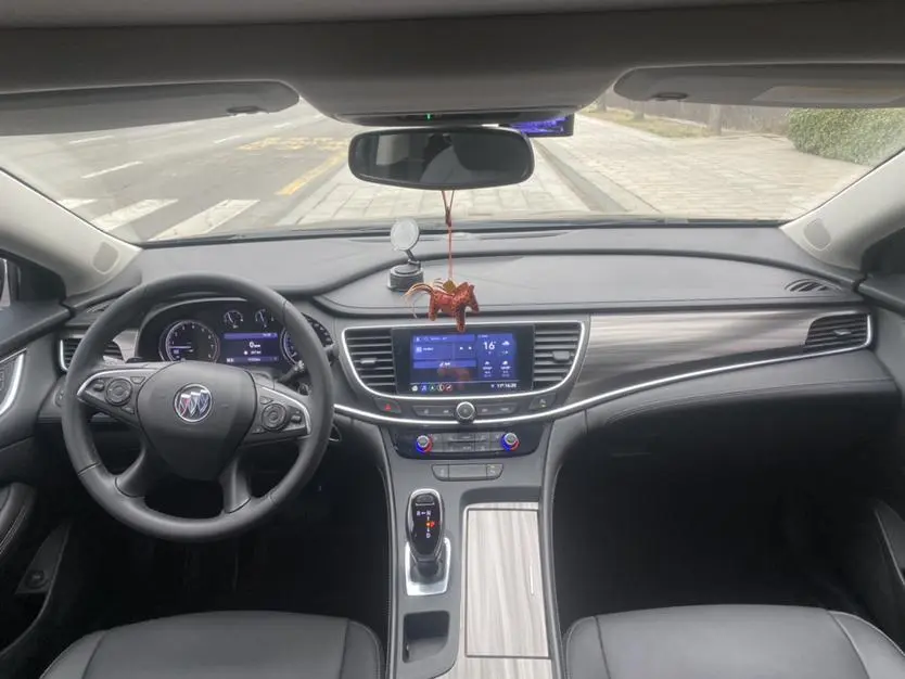 Buick Lacrosse 552T luxury