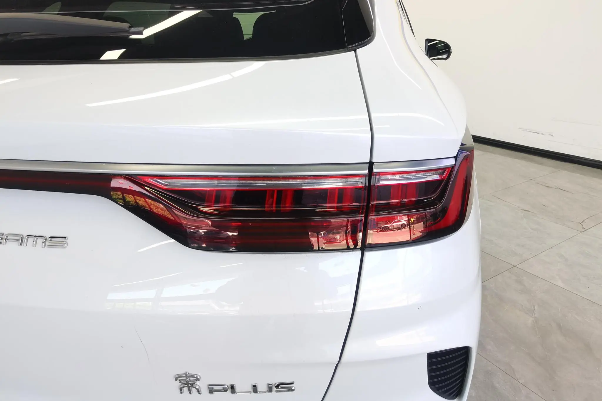 BYD Song PLUS DM DM-i 110KM two-wheel drive flagship PLUS