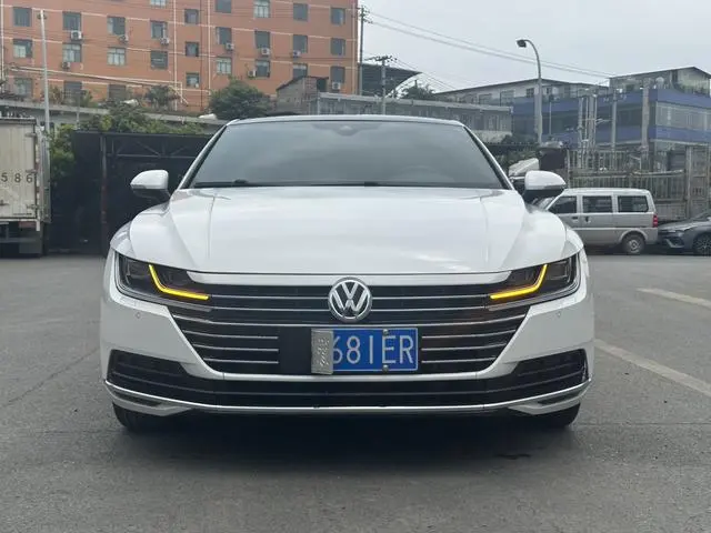 Volkswagen Volkswagen CC 330TSI Charm Edition Country VI